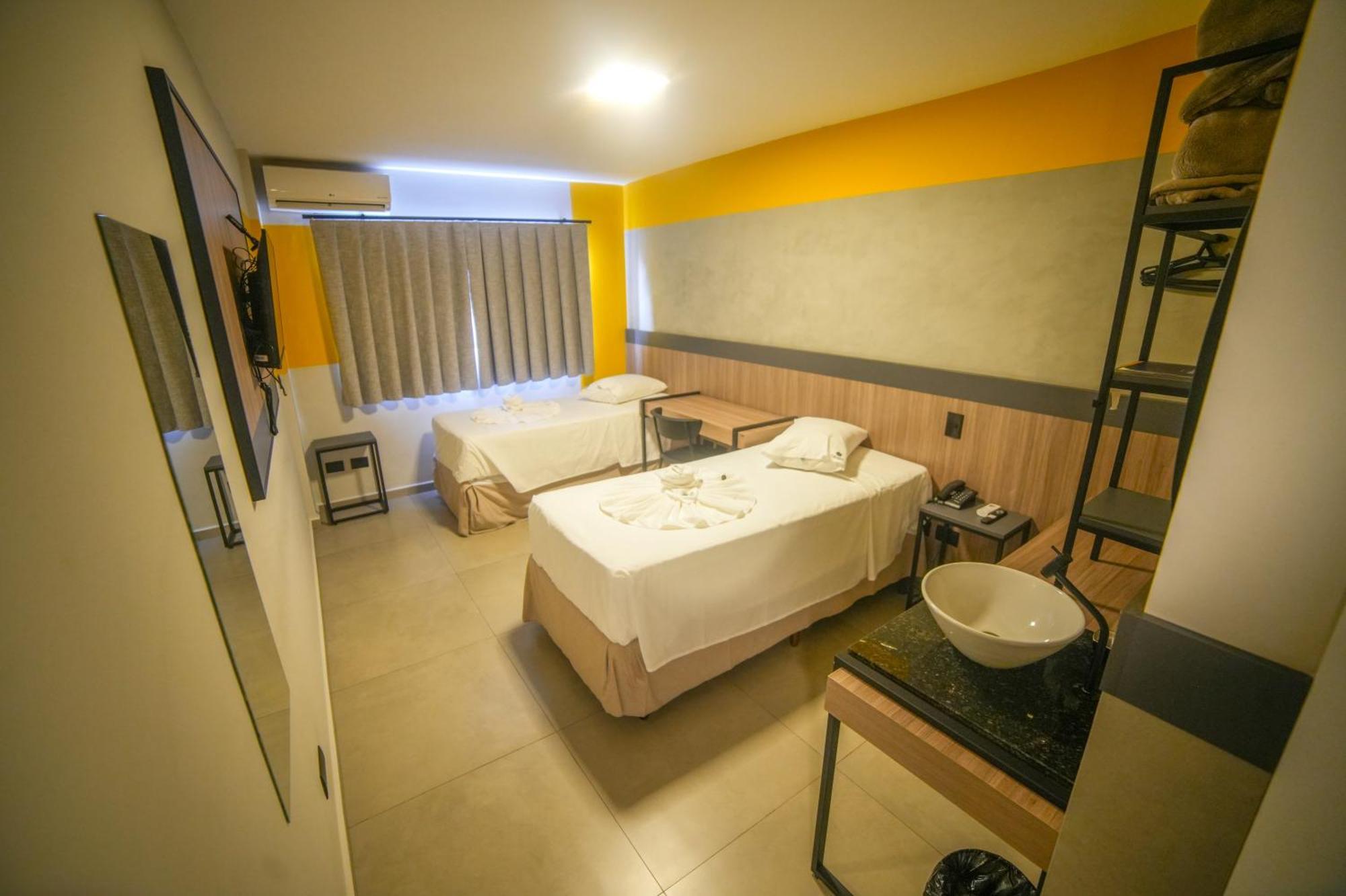 Hotel Coroados Foz Express Foz do Iguaçu Exteriör bild